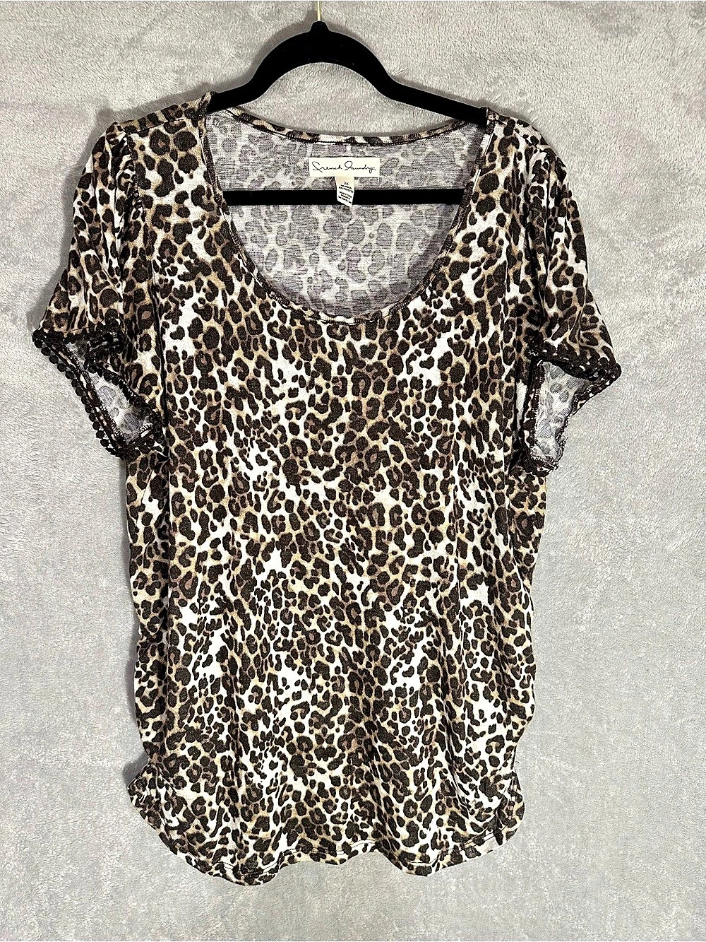 French laundry Women's Animal Print Short Sleeve Top Size 2X
